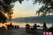 六安“移动卧室”重塑旅行方式 “Z世代”爱上车轮上的家