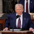 六安特朗普：将进口钢铁关税提高至50%，将于6月4日生效